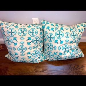 decorative pillows
